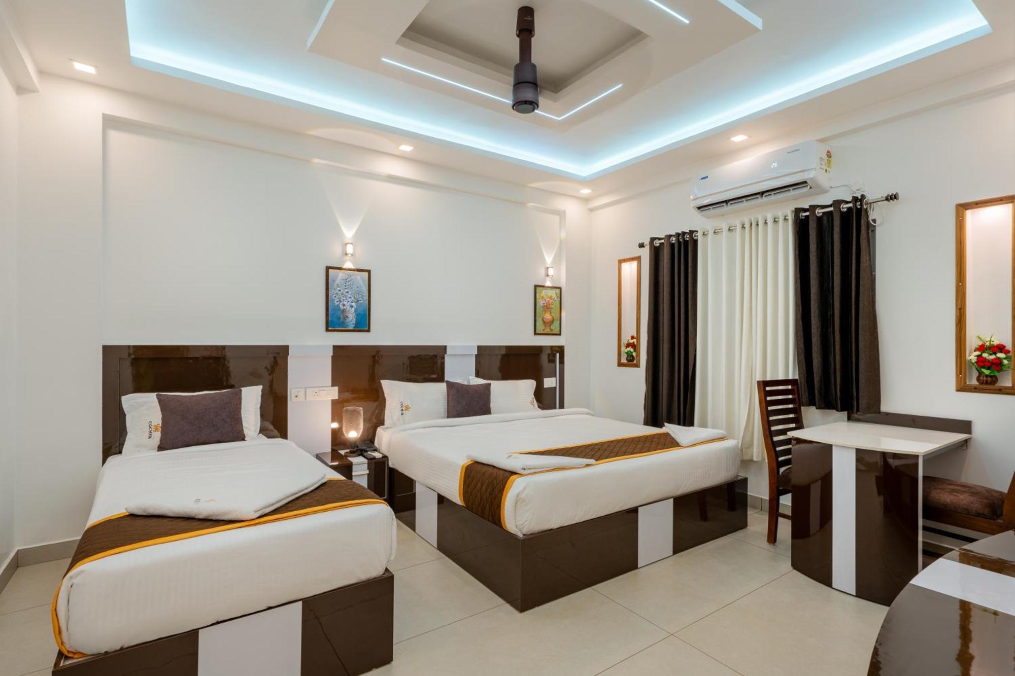 Cochin Airport Hotel Kochi Екстер'єр фото