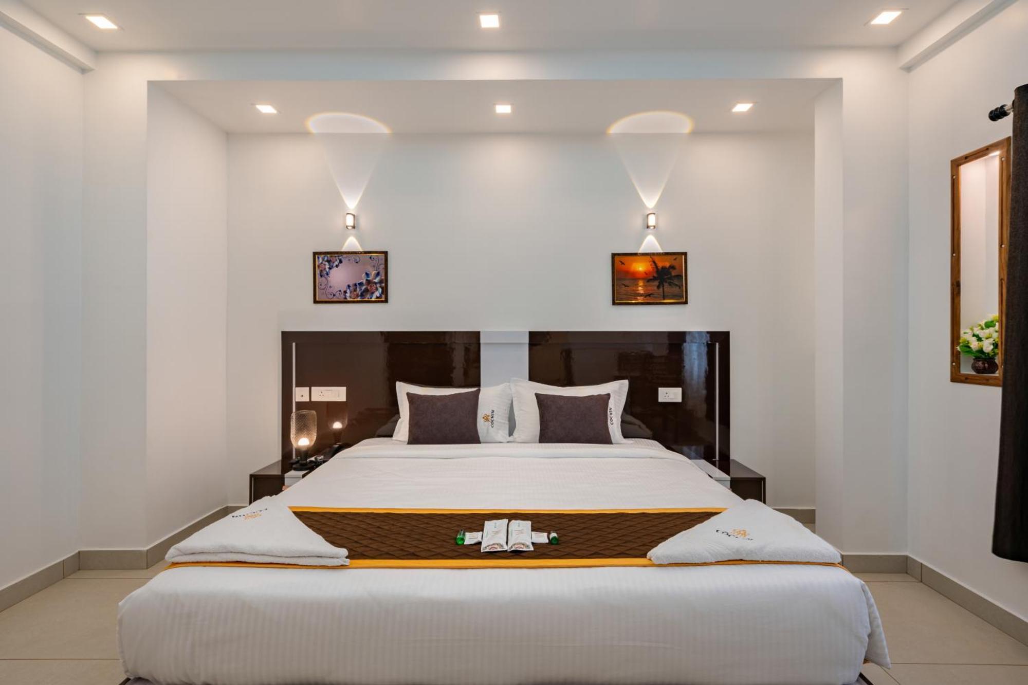 Cochin Airport Hotel Kochi Екстер'єр фото