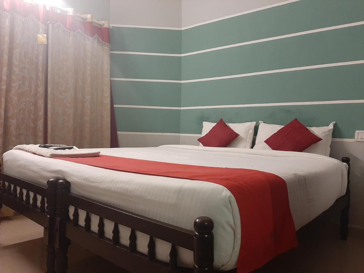 Cochin Airport Hotel Kochi Екстер'єр фото