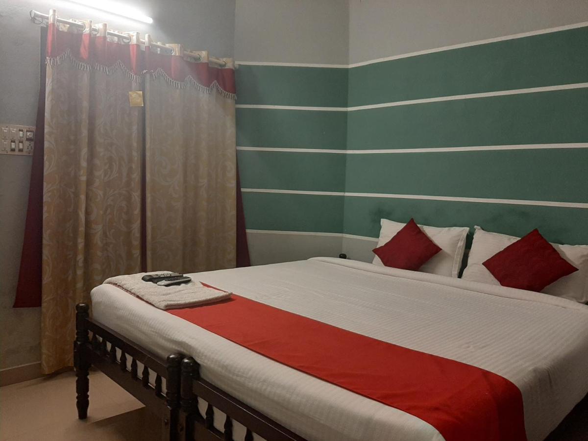 Cochin Airport Hotel Kochi Екстер'єр фото